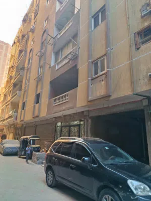 شقة للبيع 130 متر الزيتون الشرقيه بالقرب من المترو وكنيسه العذراء
