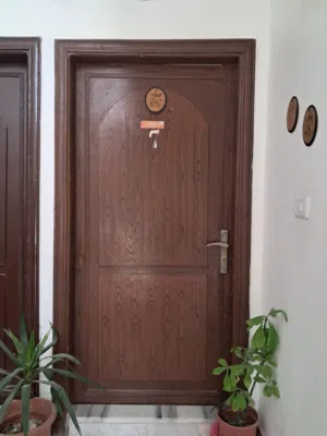 93 m2 4 Bedrooms Apartments for Sale in Zarqa Al Sukhneh