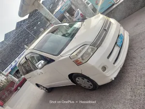 تويوتا فوكسي Noah S-Z 2026