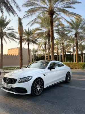 مرسيدس C300 COUPE محول C63  الموديل 2017 مواصفات خليجية