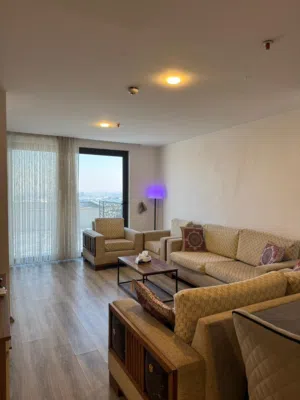 شقة للايجار بمساحة 173م في لايف تاوور