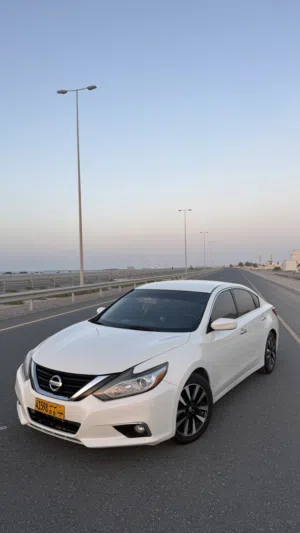 Used Nissan Altima in Al Batinah