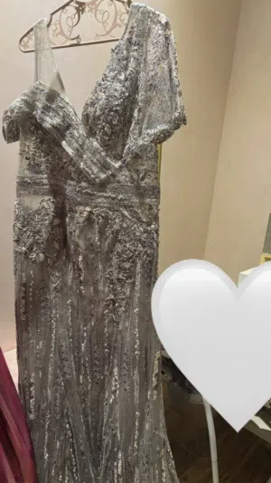 فستان سهرة فخم من بوتيك ماريا