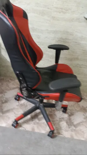 كرسي قيمنق سعره 15 مستعمل