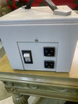 محول كهرباء من 220 إلى 110