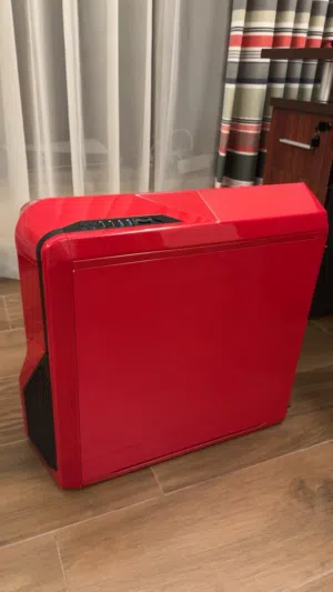 Gaming PC GTX 1070 i7 7700 + ASUS 27” Monitor