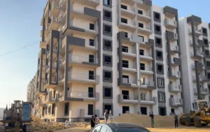 شقه نصف تشطيب للبيع بالعاصمه الاداريه من المالك