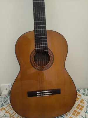 Yamaha C40 classical guitar