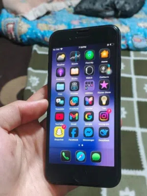 Apple iPhone 11 128 GB in Zarqa