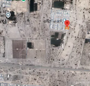 الارض وسطيه على شارع قار  الهرم بركا