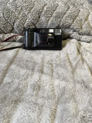 Canon Sure Shot ((كاميرا فيلم ))