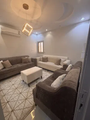 طقم كنب شبه جديد