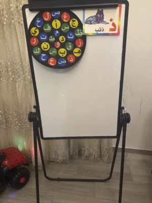 بورد تعليمي للاطفال بحاله ممتازه