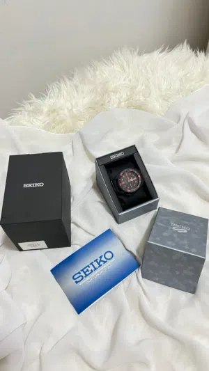 Analog Quartz Citizen watches  for sale in Muscat