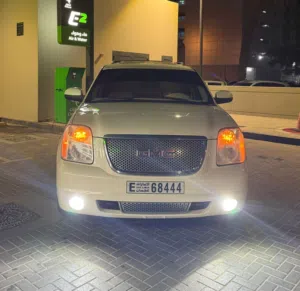 Used GMC Yukon in Sharjah
