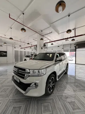 Land Cruiser GXR