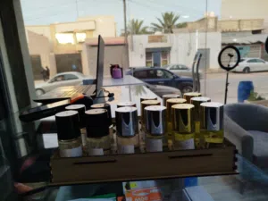ستاندات عطور لمحلات الدخان والصيدليات والغذائية ولاصحاب المشاريع