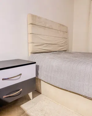 أوضة نوم أطفال – سريرين + كومود + مرايا