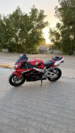 هوندا cbr929
