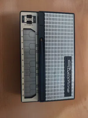 Stylophone Oldage Synthesizer