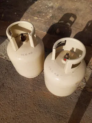 عدد 2 بومبة غاز