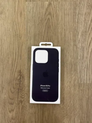 كفر آيفون 16 برو أصلي آبل MagSafe أسود - Apple Silicone Case iPhone 16 Pro Black MagSafe Sealed