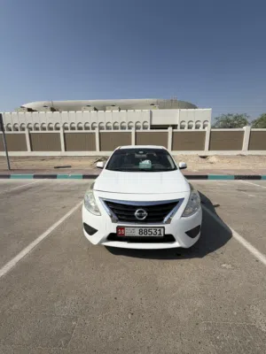 Nissan sunny 2022 72000 km 1.5 liter للبيع قابله للتفاوض البسيط