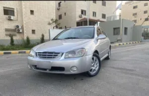 سيراتو 2005 فئة GOLD لون سلفر ميتالك