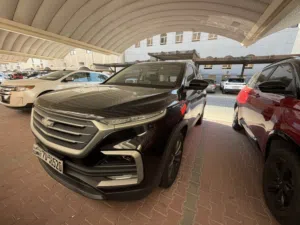 Used Chevrolet Captiva in Hawally