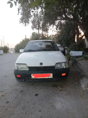 أوبل كاديت 1990 للبيع