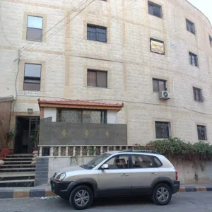 130 m2 4 Bedrooms Apartments for Sale in Amman Daheit Al-Haj Hassan