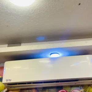 مكيف بترا 2طن  بحاله جيده جدا ما شاء الله عباره عن ثلاجه