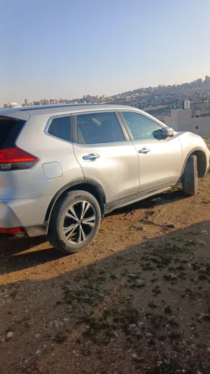 نيسان اكستريل