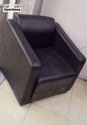 كنب جلد مستعمل بحال الجديد