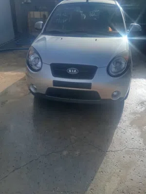 KIV بيكانتو 2010