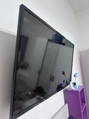 شاشه مافيها عيب