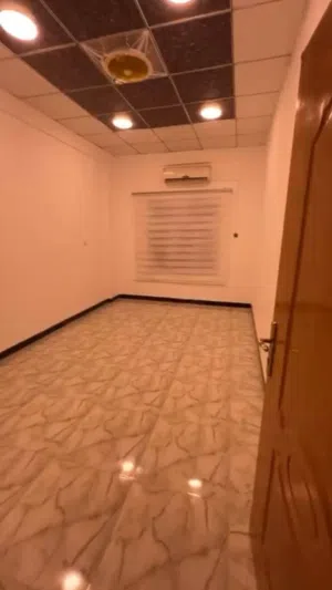 شقة مكتبية مميزة حديثة للايجار منطقة الجبيلة