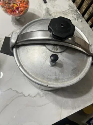 طنجرة ضغط صناعة فرنيسة