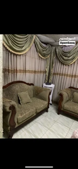 طقم كنب بحاله جيده