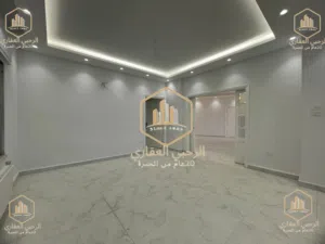 شقة / ارضية / للايجار /مجددة بالكامل / 3 ماستر / السابع