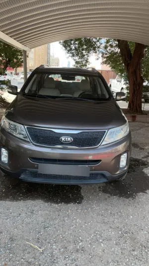 Used Kia Sorento in Hawally