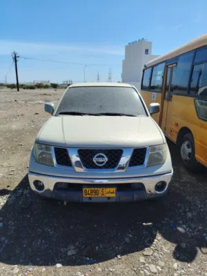 Used Nissan Navara in Al Batinah