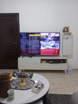مطلوب شريك سكن لشقة فخمة ومؤثثة بالكامل  بمبلغ 110 دينار شهرياً