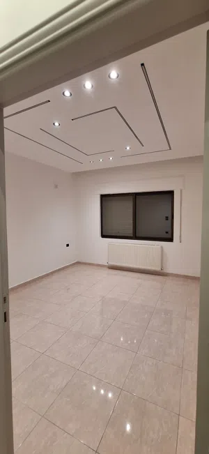 190 m2 4 Bedrooms Apartments for Sale in Amman Tla' Ali