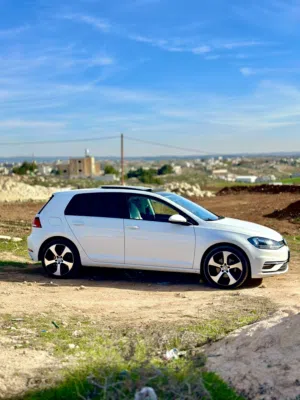 Used Volkswagen Golf in Hebron