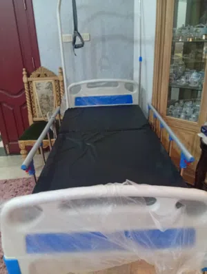 سرير طبى كهربائى