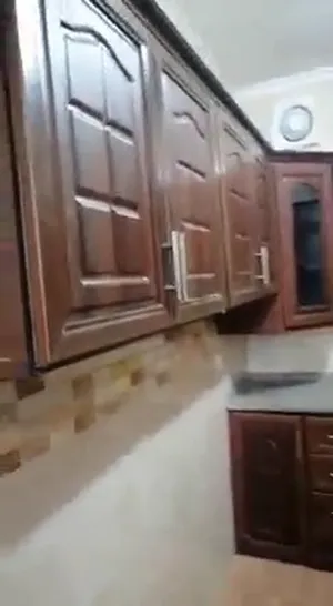 شقة 86 متر للايجار بالتاسعه جمعيات الصور مش واضحه لأنها مأخوذة من فيديو