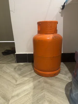Gas cylinder