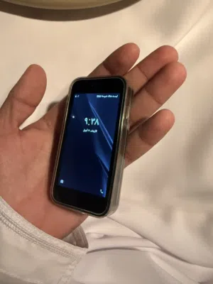 هاتف مميز ممتاز جديد كل شي شغال شبكات واتساب اموره طيبه. للبيع