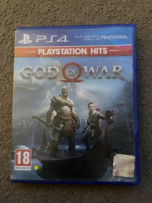 لعبة god of war 4 شبه جديدة
